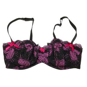 CHANTAL THOMASS Victoria Secret Women Underwire Bra Sz 34C Pink Black Lace 2-27